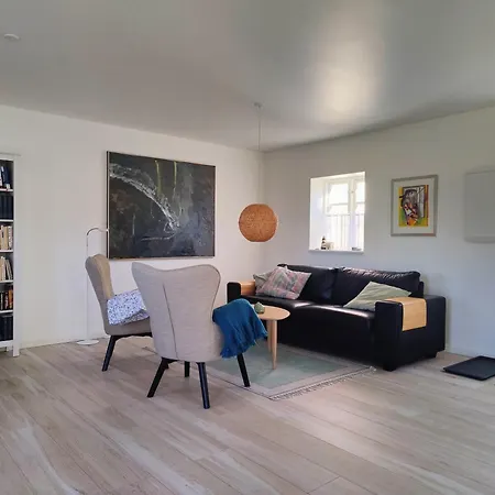 Apartment Luxury Retreat With Direct Access To Nature